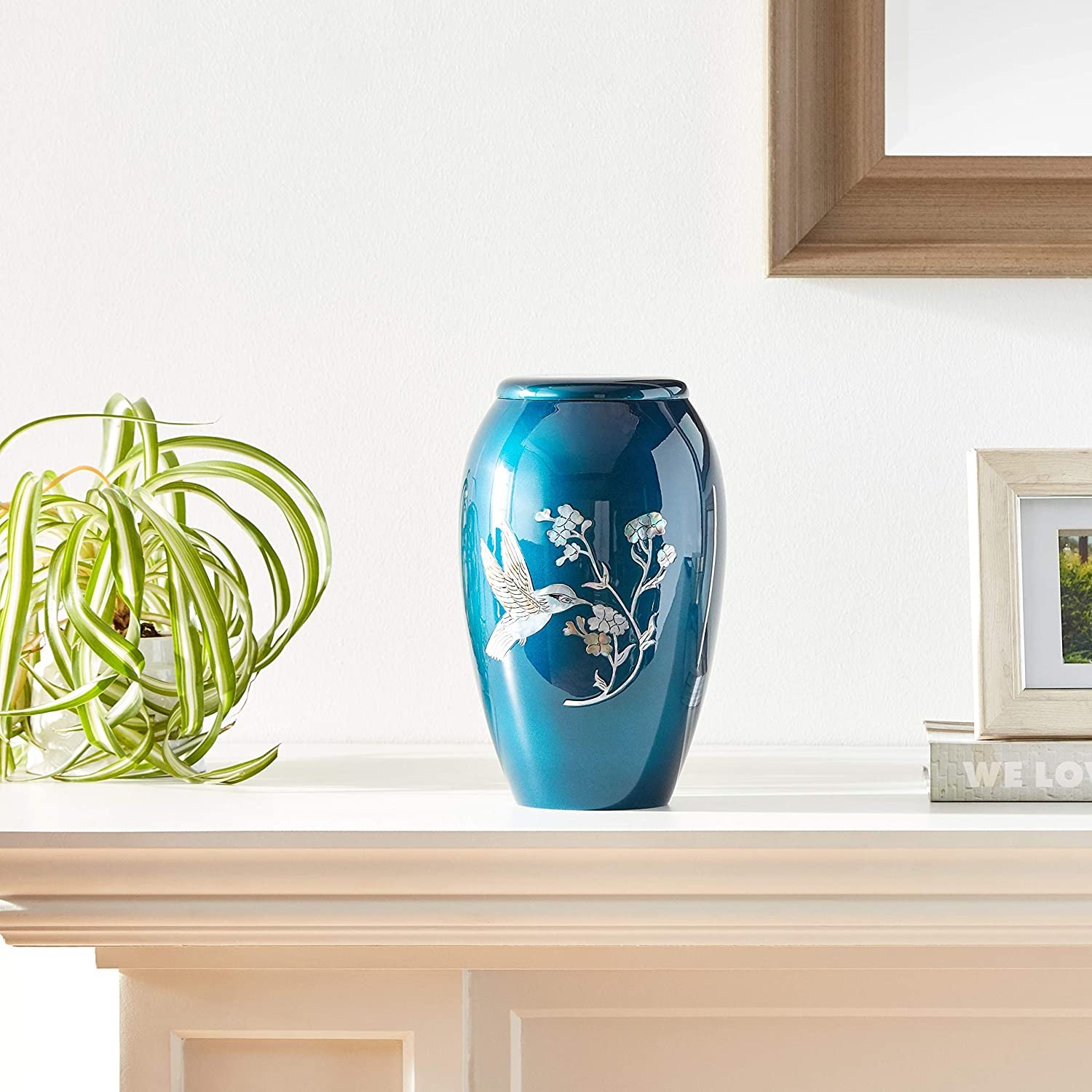 Urns